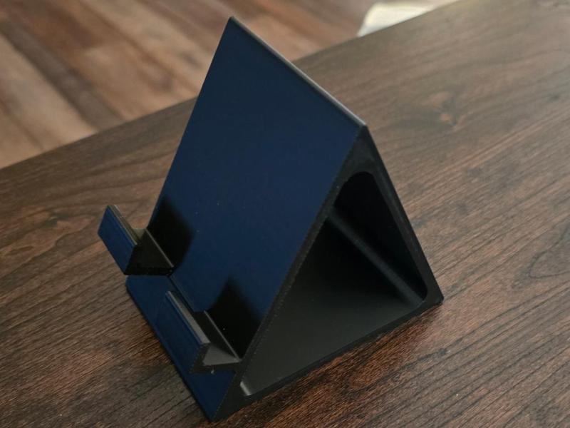 Phone Stand - Sturdy!