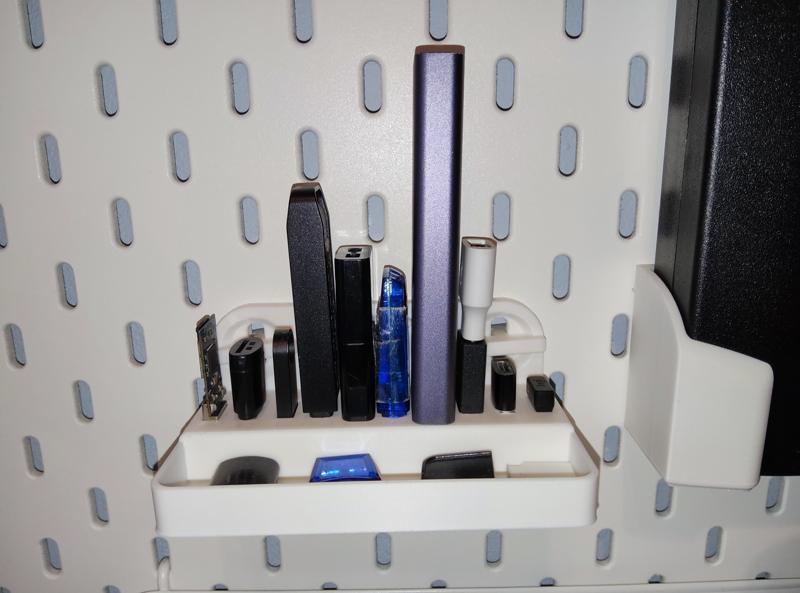 Skadis USB Holder - USB Storage v1.1 T-Clips (No Supports)