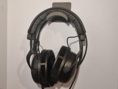 Headphone Holder -  Wall Mounted 