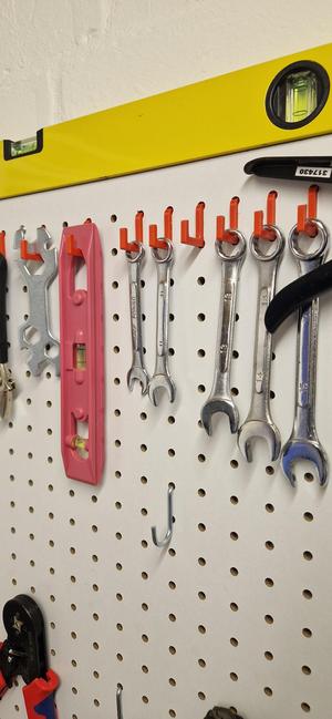 Pegboard hook