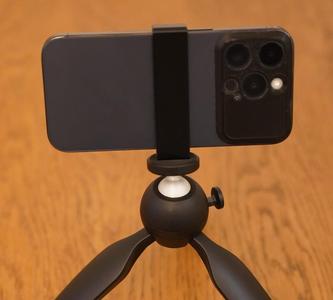 iPhone 15 Pro Tripod Mount