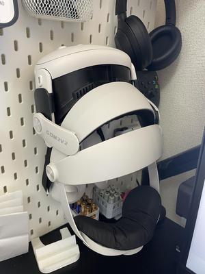 simple Quest 3 mount for skadis (pegboard)