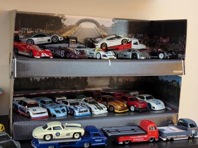 Stackable Hot Wheels Premium Collector Set Display Connector