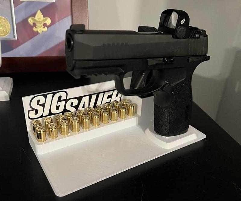 SIG P365 Stand