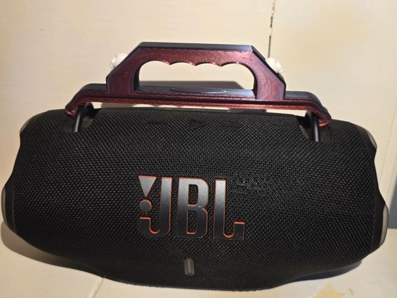 JBL Xtreme 4 Handle with skulls
