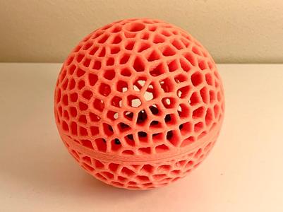 Cat snacks Voronoi ball