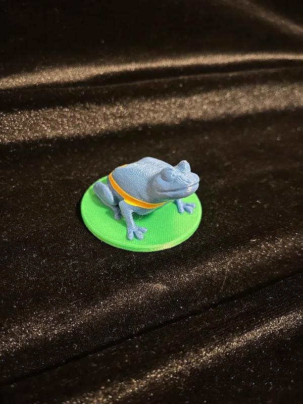 Small Frog Figurine   