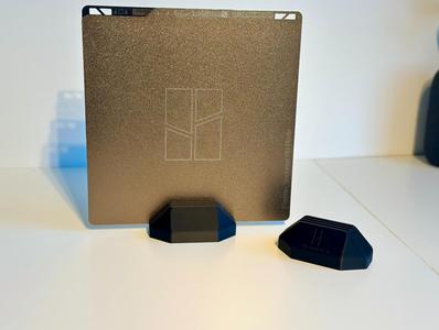 Build plate holder for 4 Bambu Lab build plates