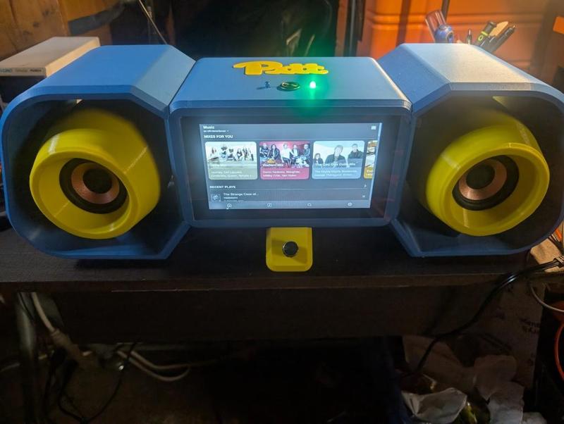 Printable Hifi Remix for Officialy Raspberry Pi 7" Touch  (not Touch 2)