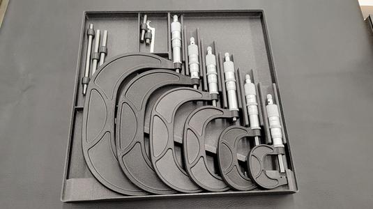 Browne and Sharpe 0-150mm Metric Micrometer Set Gridfinity
