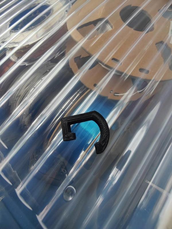 Storage lid clip Snap in place 