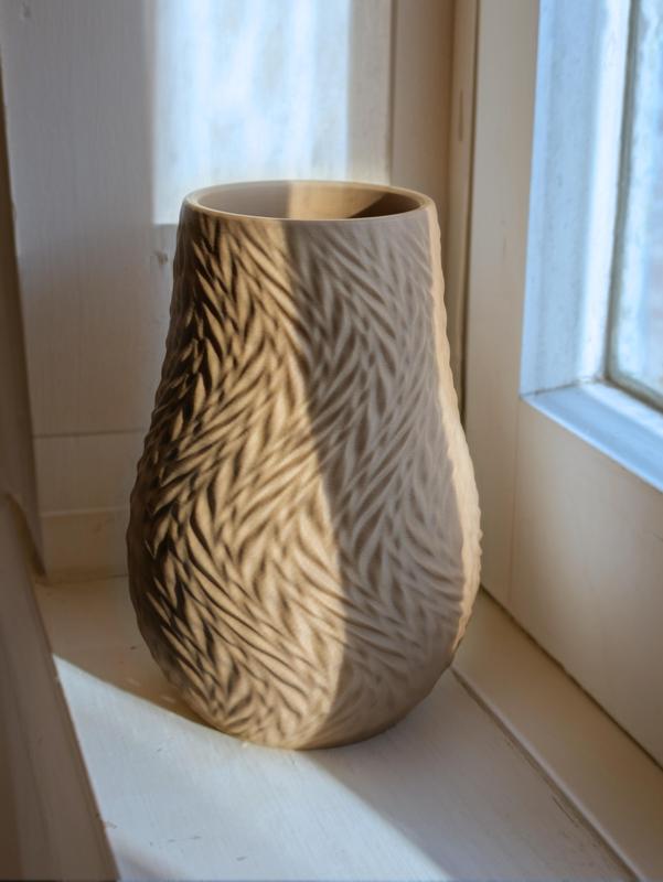 Sitou Vase - Flowing Wheat Vase