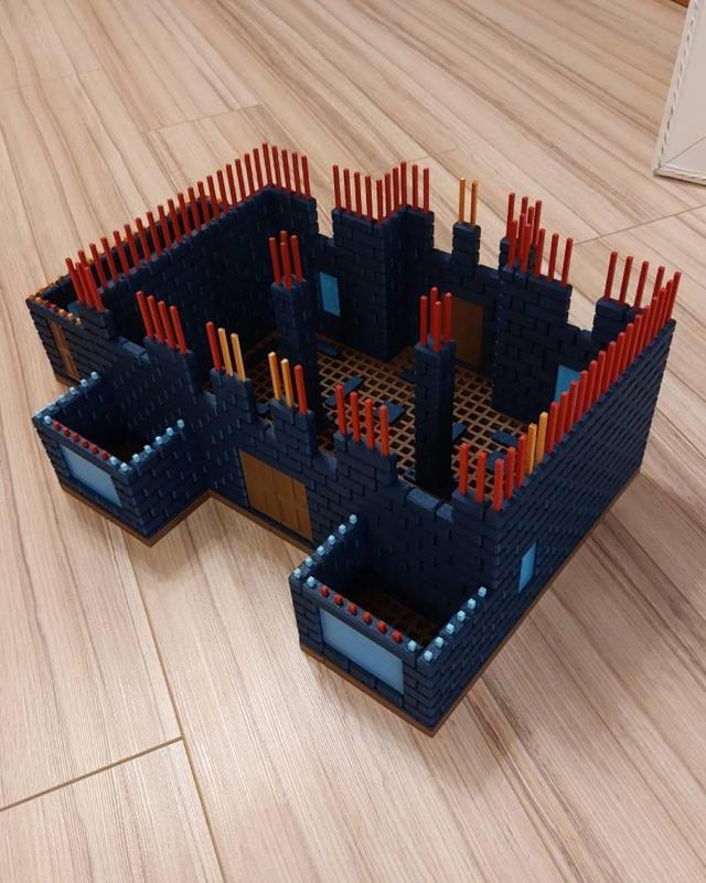 TinyBuildz House #001 by Mazetropolis