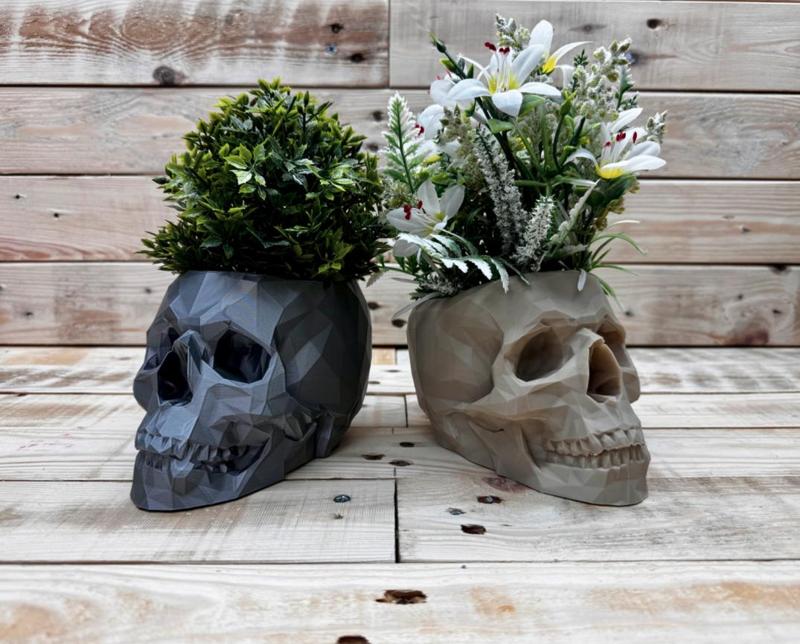 Low Poly Skull Planter
