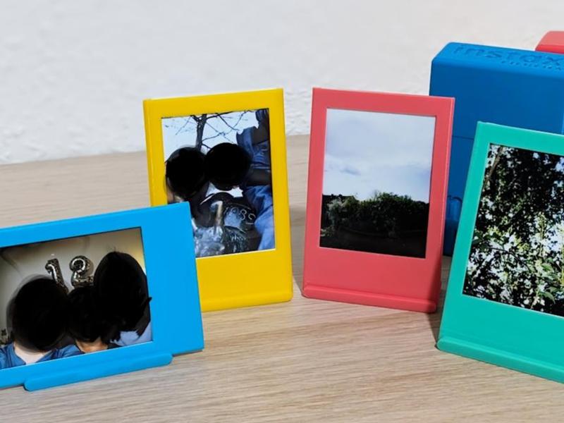 Adjustable Fujifilm Instax Mini Photo Frame