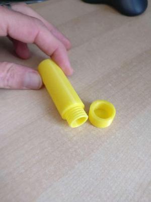 Mini bottle