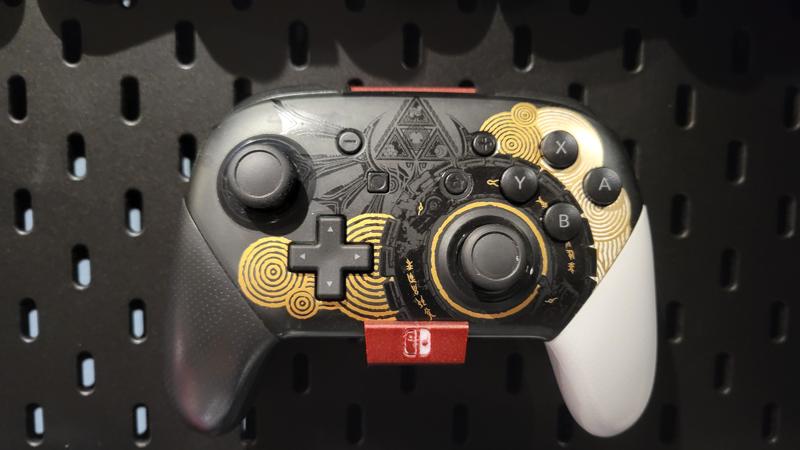 Nintendo Switch Pro Controller Skadis Mount