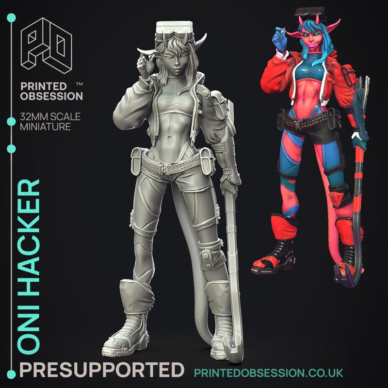 Oni Hacker - Cute Female Desktop Girl - PRESUPPORTED - 120mm
