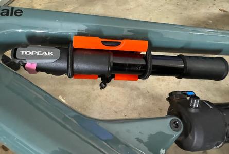 Universal Mountain Bike Pump Bracket   