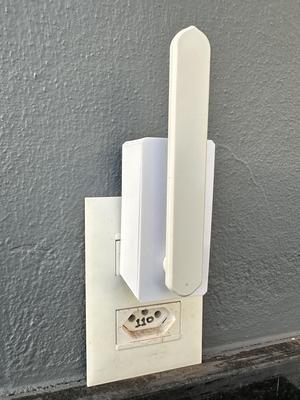 ESP32 Pool Monitor Box