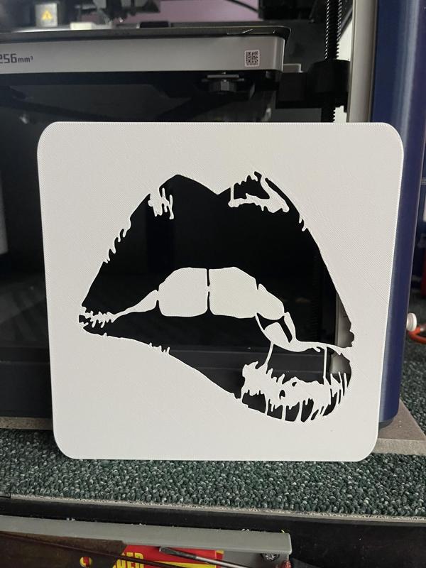 Lips - Template Stencil for drawing and painting