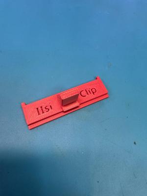 Macintosh IIsi logicboard clip