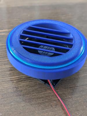 Louvered vent with screw on 12v fan mount