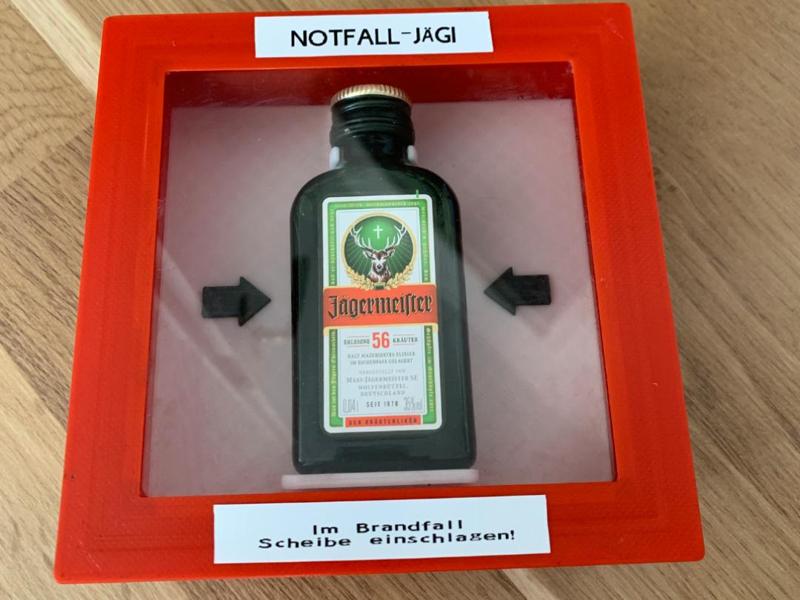 Jägermeister Emergency Case