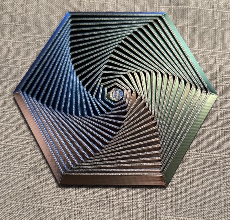 Hexagon Illusion Toy