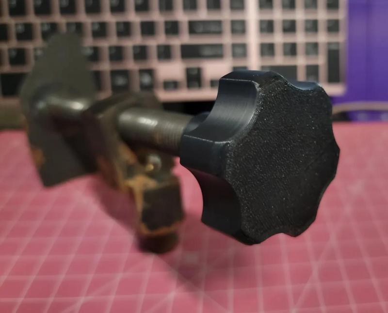 Ryobi Miter Saw Model TS1551 Work Clam Knob   