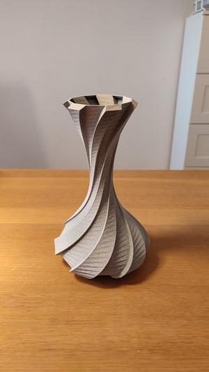 Spiral vase