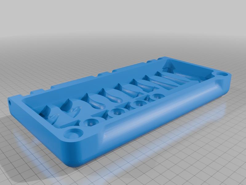 box with compartments for kumoi chess set