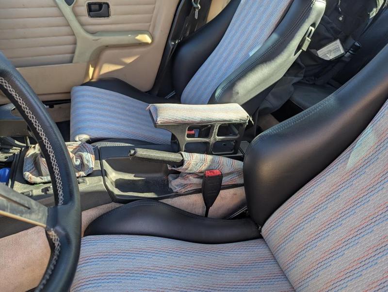 Bmw E30 armrest, with cup holder