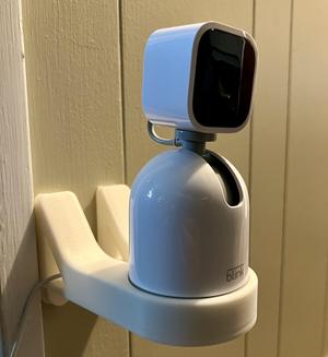 Blink Mini Pan Tilt Camera Wall Mount
