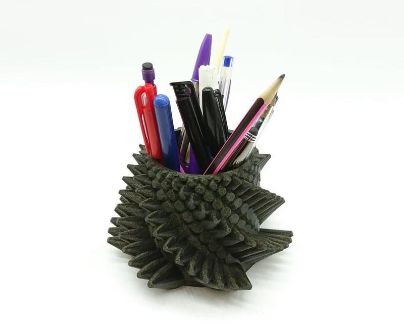 Dragon Penholder