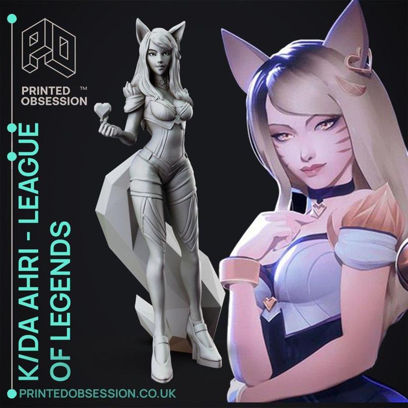 Ahri KDA - League of Legends - 25cm tall model 