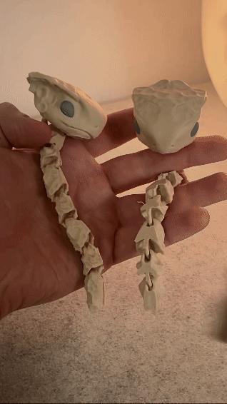 ARTICULATED CUTE GECKO SNAKE