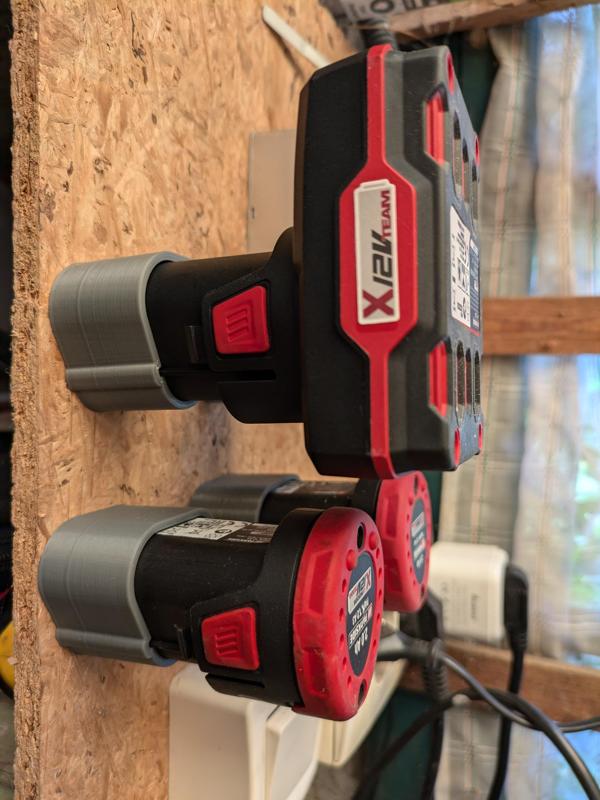 Support mural pour batterie X12v Parkside "Incliné"