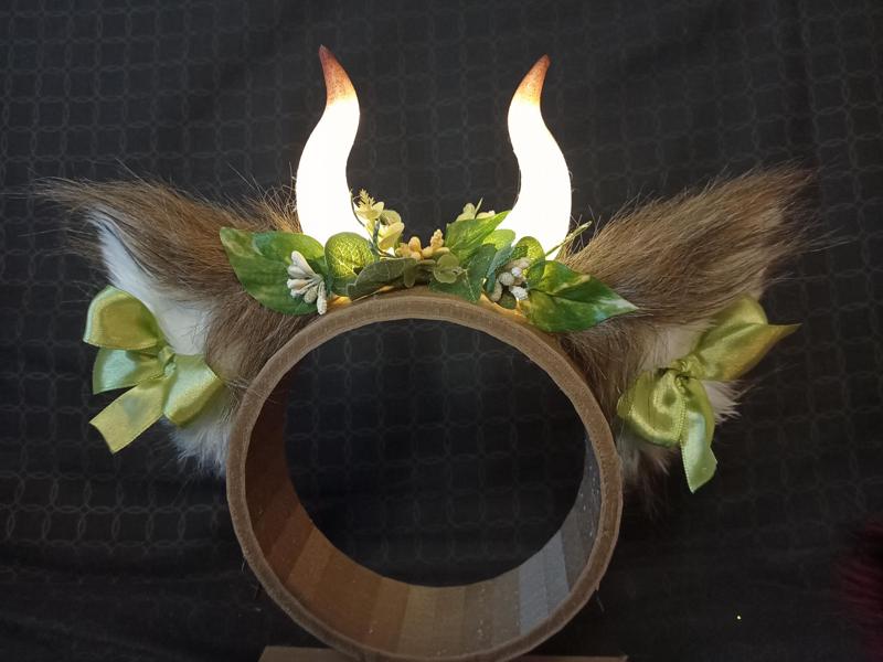 Simple cowhorns (hollow)