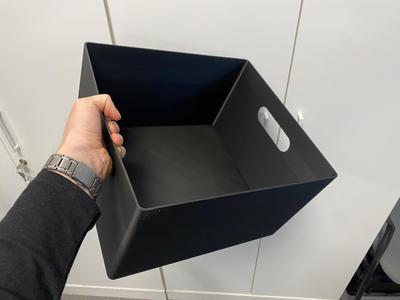 Storage box 