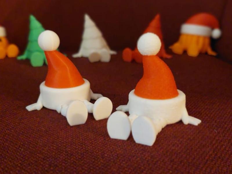 Articulated Santa Hat