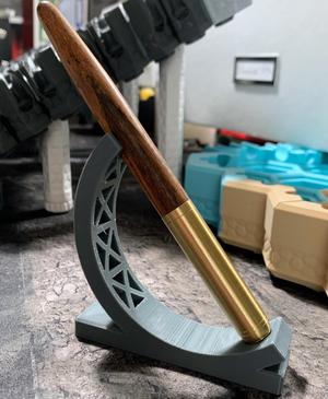 Pen stand
