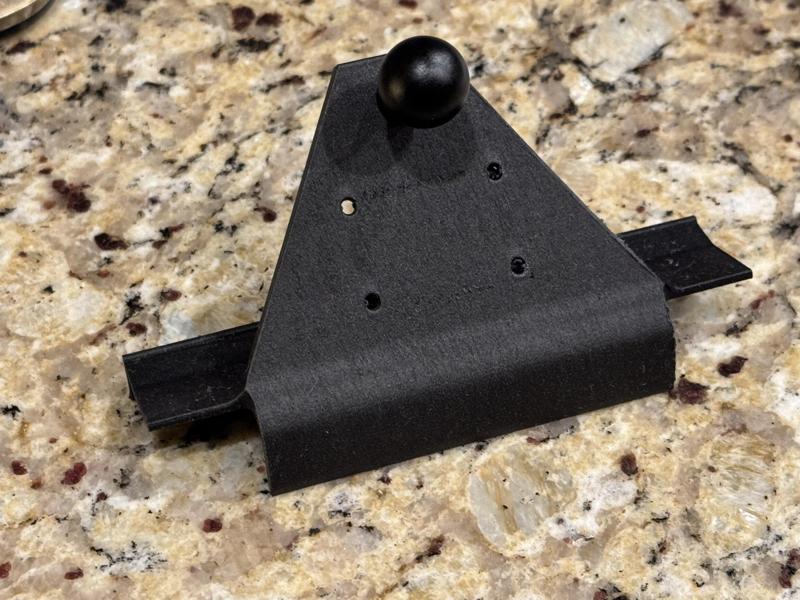 Rivian R1T/R1S dash mount for CarPlay/Android Auto screen, phone, or tablet