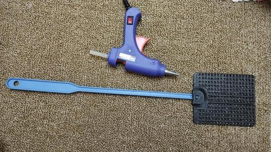 Universal Fliegengitter adapter.