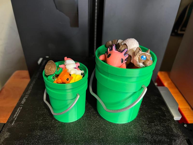 Threaded Mini Five Gallon Bucket!