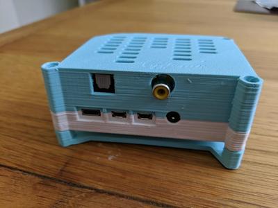Enclosure for HiFiBerry Digi clone on Raspberry Pi 4
