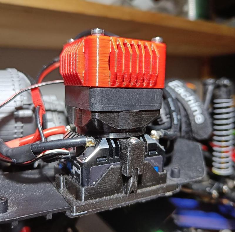 Hobbywing XeRun ESC mounting and fan accessories