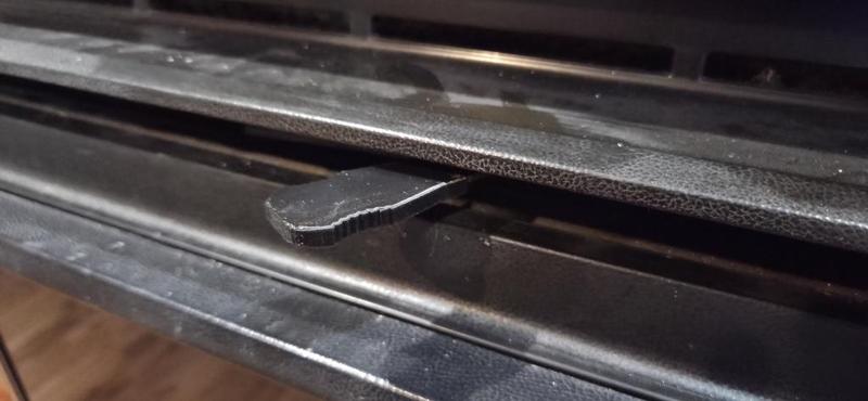 1986 GE Oven Lock Handle