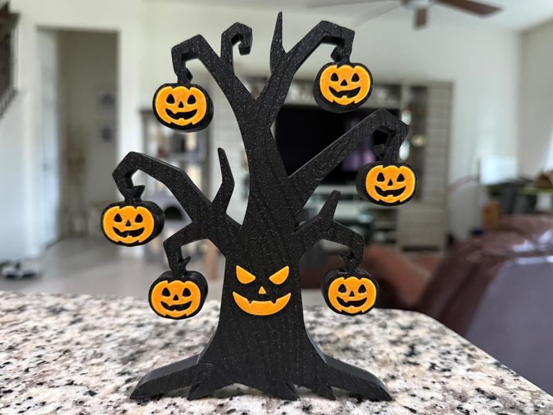 Pumpkin Tree Halloween