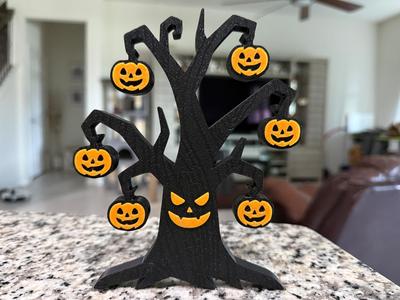 Pumpkin Tree Halloween